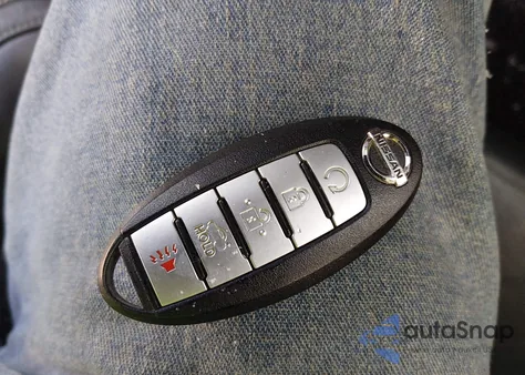 2016 Nissan Maxima 3.5 Platinum z USA, uszkodzony, nr VIN 1N4AA6AP6GC377320